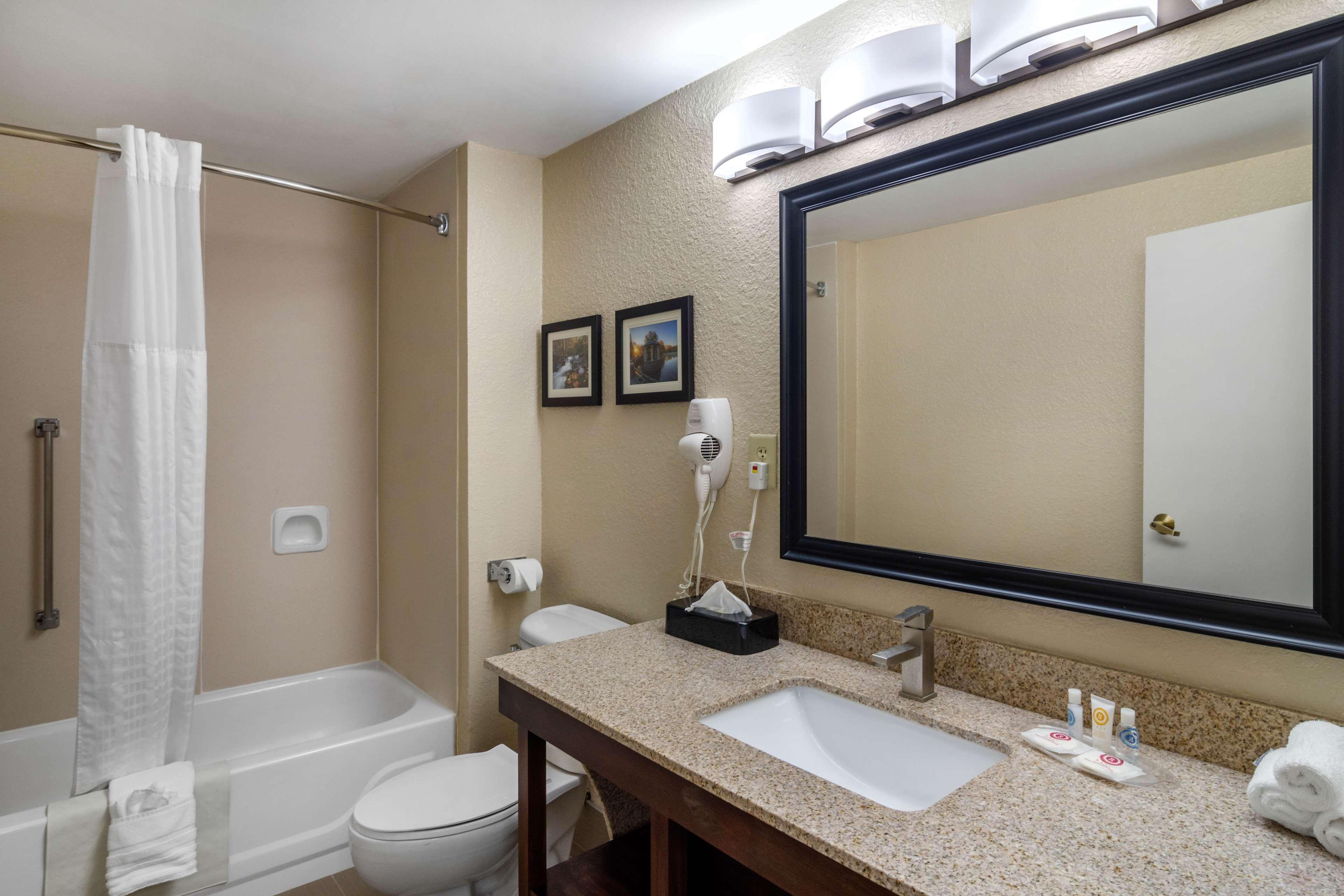 Comfort - Atlanta North Hotel Woodstock